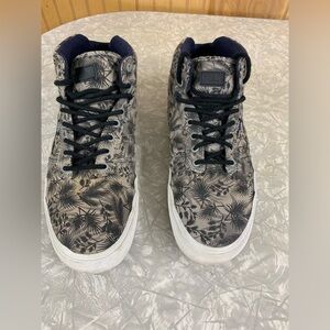 Vans OTC Boutique Floral Sneakers